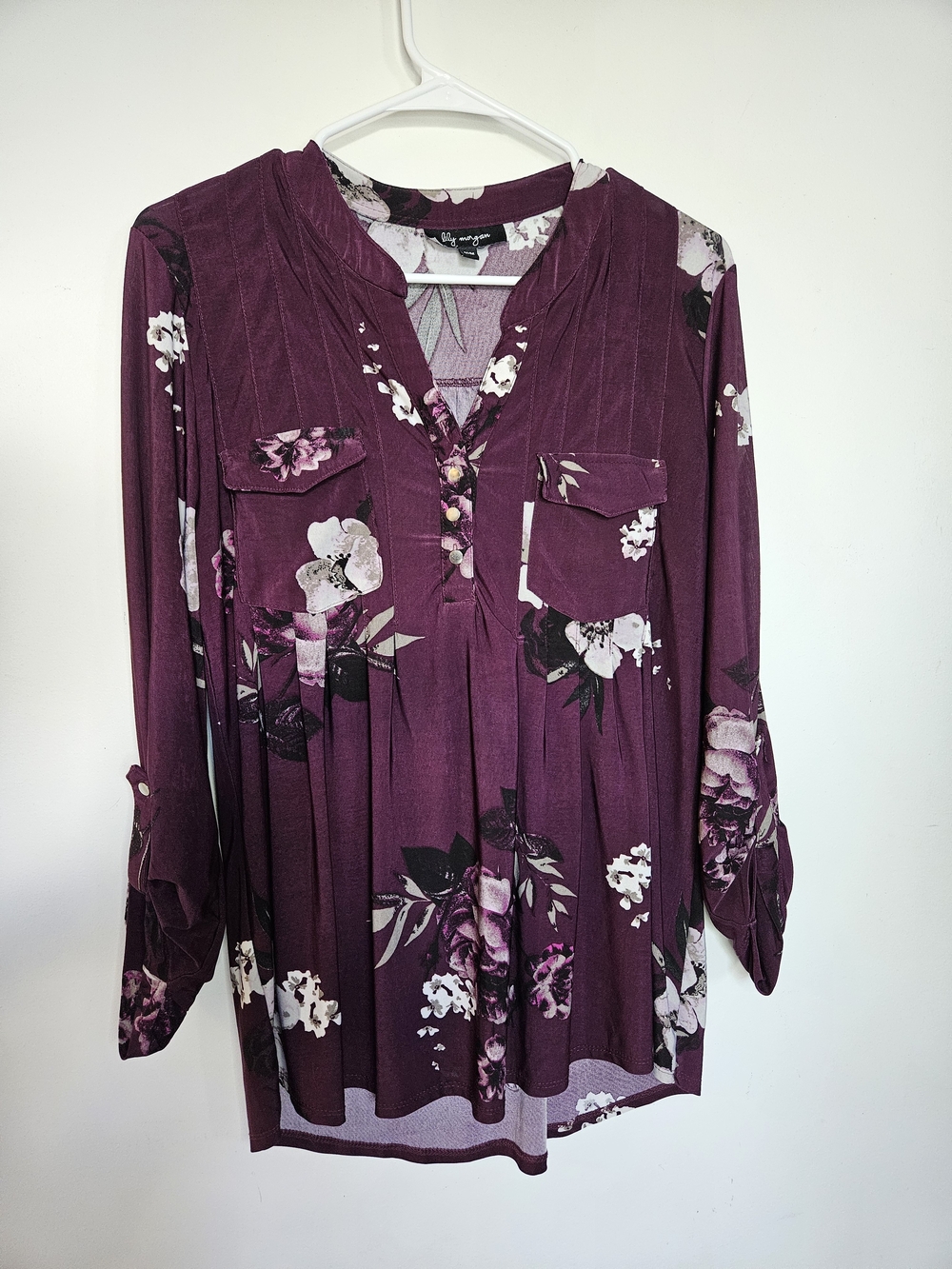 Lily Morgan Floral Roll Tab Sleeve Tunic Blouse M Purple Pleated V-Neck Top🔥